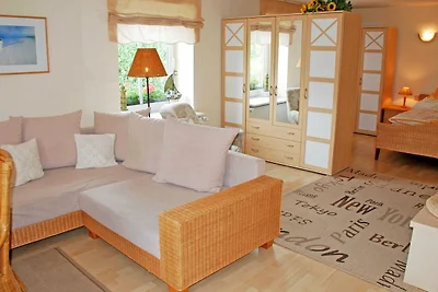 Ferienappartement Sonnenblume mit Seeblick un...