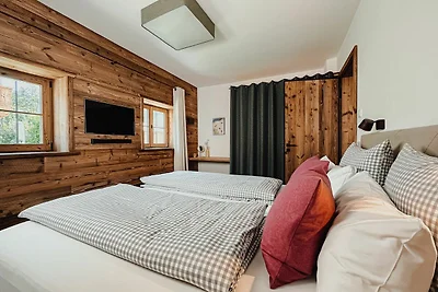 Chalet Alpin mit privatem Whirlpool und Sauna