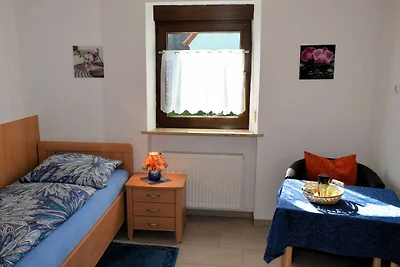 Einzelzimmer (Etagendusche/WC)