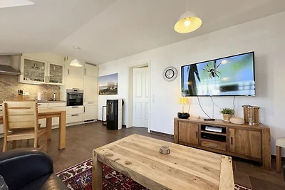 Wohnung 03 mit Kamin, Balkon & Meerblick