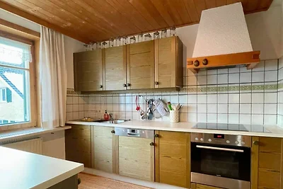 Ferienwohnung 2, grosszügiger Komfort, Balkon...