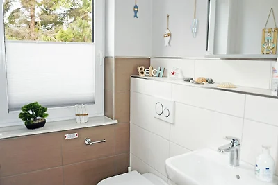 Ferienwohnung Sellin mit Terrasse am Seepark