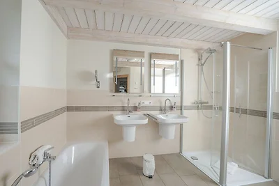 DAG-881 - Haus mit Kamin, Sauna und eigenem G...