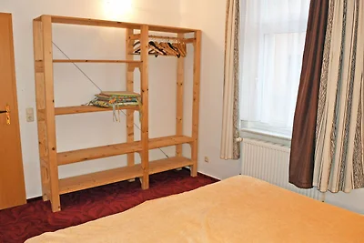 02 Ferienappartement mit Balkon