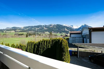 Ferienwohnung mit Bergblick, Parkplatz und...