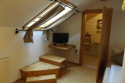 Panorama Suite mit Whirlwanne für 3 Personen