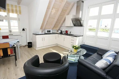 Vorderreihe, Fewo 107