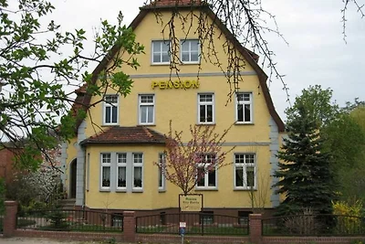 Mehrbettzimmer - gelbes Zimmer