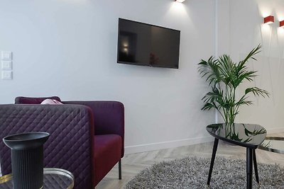 The Violet Suite - Deluxe Apartment