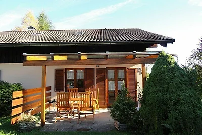 Ferienhaus auf drei Etagen mit überdachter Te...