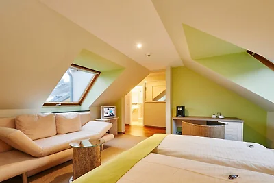 Doppelzimmer zur Inselseite
