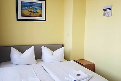 3 Raum/ Balkon mit Gartenzugang