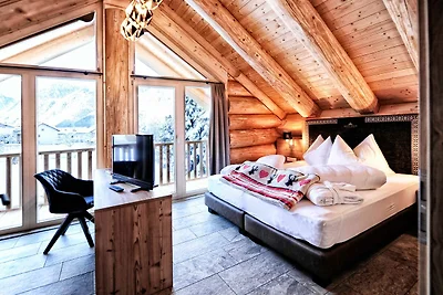 Yellowstone Lodge