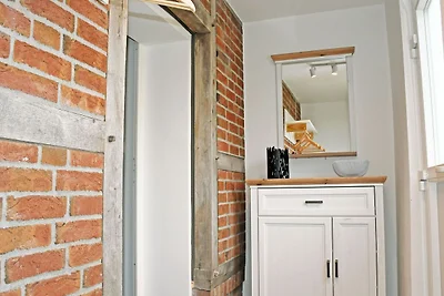 10 Ferienwohnung m. Seeblick am Hafen in...