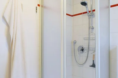 Ihre Fewo mit Kunst und Design mitten in...