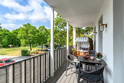 App.Sonnenschein im Ostseebad Sellin mit Balk...