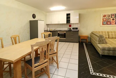 Q03 max. 5 Pers. u. 1 Baby 2 Schlafzimmer...