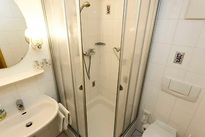 Doppelzimmer Waldblick VII (grosszügig und...