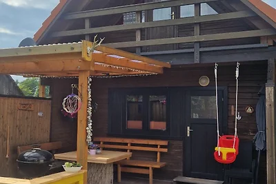 3-Raum-Holzhaus mit Gartenterrasse (70m², max...