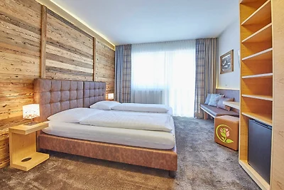 Dreibettzimmer im Alpin-Stil