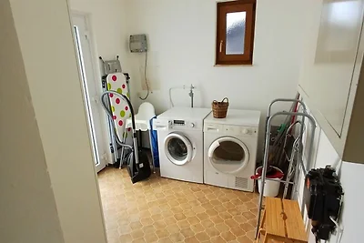 Ferienhaus mit schöner Sonnenterrasse (HT,...