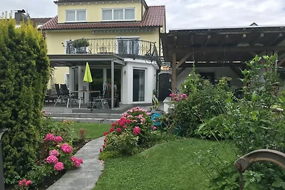 Drei-Zimmer Ferienwohnung mit grosser Terrass...