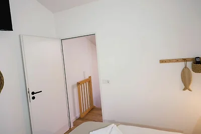 Wh. 12