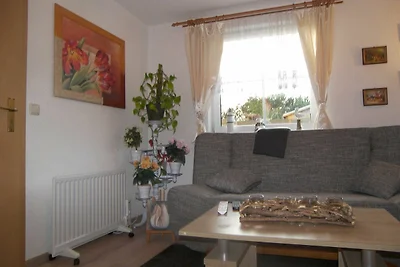 Bungalow mit Garten, Terrasse und Grill