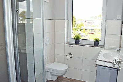 Ferienwohnung Sellin mit Terrasse am Seepark