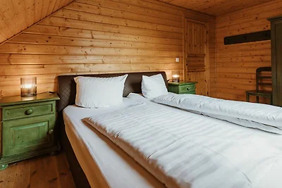 HAS-16 Holzblockhaus, 4-6 Pers., 65qm