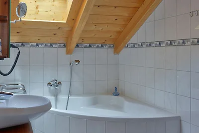 TraumWohnung ? See- & Bergblick, nur 150 m vo...