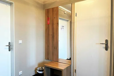 Mehrbettzimmer (C) 208