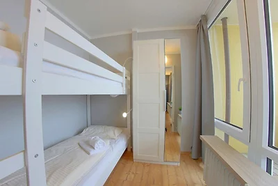 Apartment 560