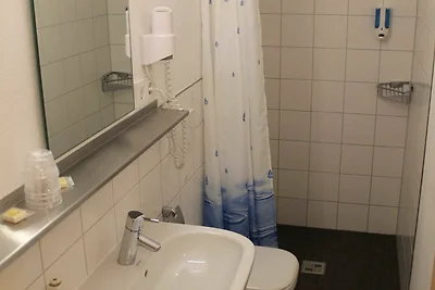 kleines Komfort-Vierbettzimmer
