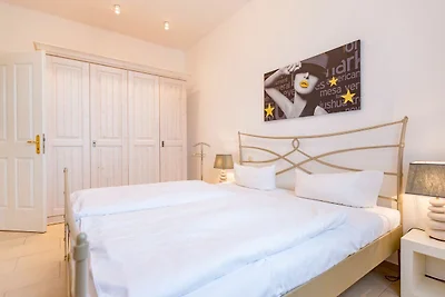 Das Autorenhaus, App. 03 Heinrich Mann