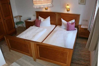 Ferienwohnung Rosengarten im Haus zum Staun