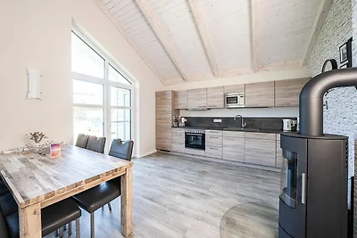 DAG-886 - Ferienhaus mit eingezäuntem Garten...