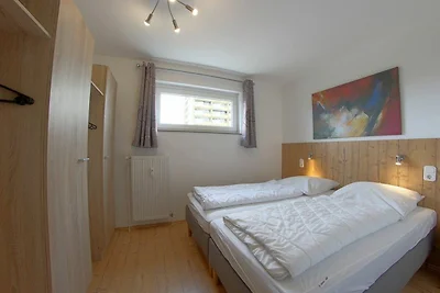 Apartment 466