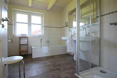 DAG-950 - Freistehendes Ferienhaus mit Spiele...