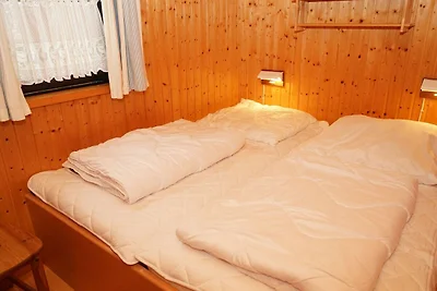 - grosses Grundstück