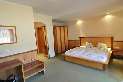 Doppelzimmer Typ C, 27-30 m2