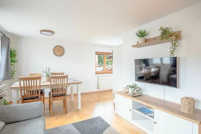 Ferienwohnung mit Bergblick, Parkplatz und...