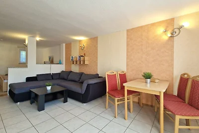 Storch: 45m², 2-Raum, 4 Pers.