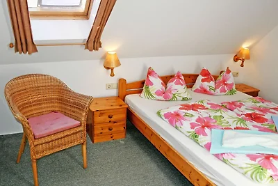 09 FAMILIENAPPARTEMENT mit Balkon und...