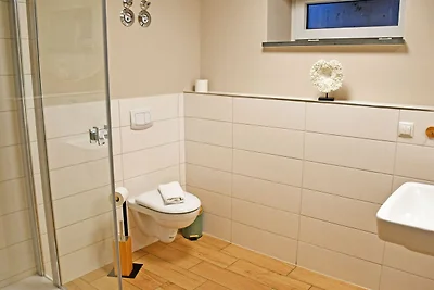 64 Haus Carl - Ferienwohnung mit Kamin und...