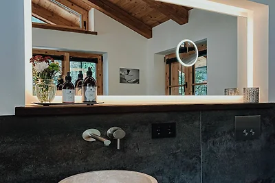 Chalet Alpin mit privatem Whirlpool und Sauna