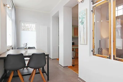 Haus Seestern Whg 2 Rosengarten mit Terrasse,...