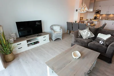 WG 02 - Wohnung mit direktem Meerblick