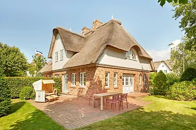 Haus Josias B - links
