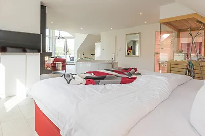 VILLA LIFESTYLE / Honeymoon Suite